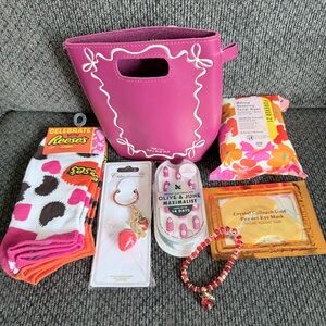 Bundle of 7 items - everything listed - pink / orange